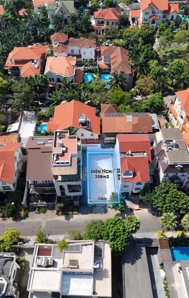 Bán nhanh khuôn đất vip compound eden, p. thảo điền. dt 10x20,8, cn 208m2. giá chỉ 64 tỷ