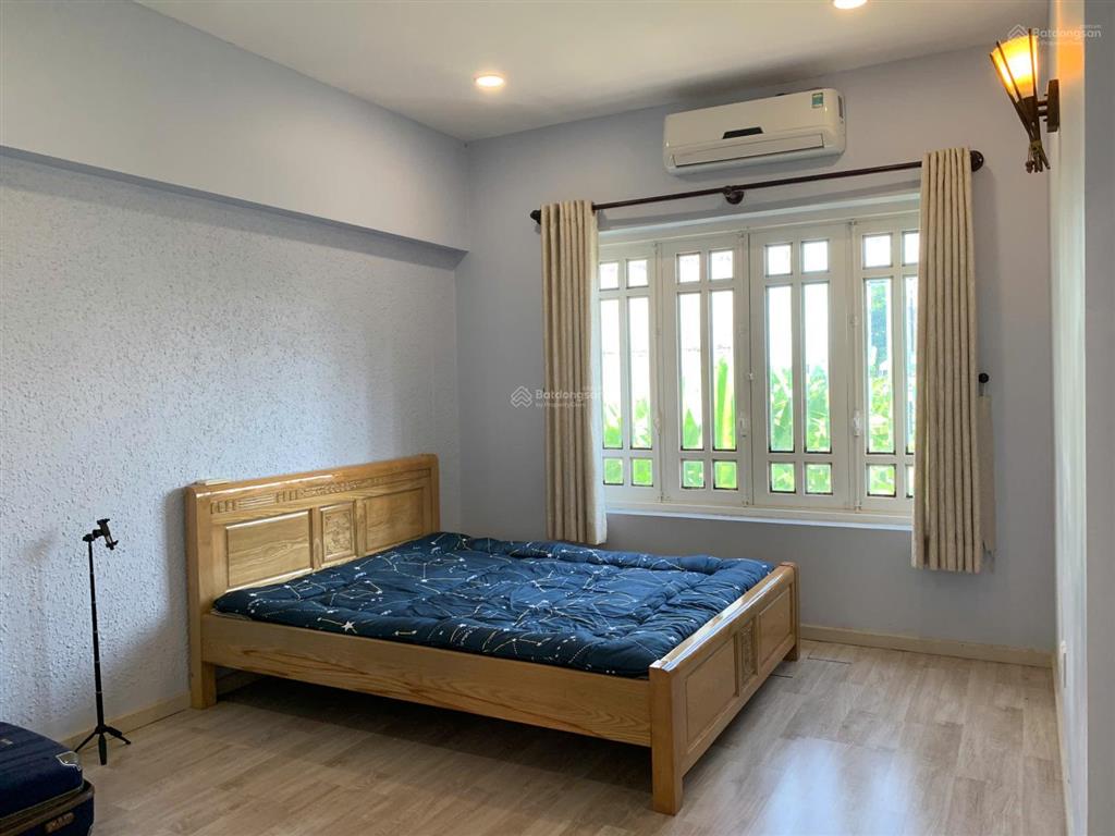 Bán nhanh căn nhà đẹp khu quốc hương  thảo điền.dt 5,5x24 cn 120m2 có 2 lầu oto vào nhà chỉ 23 tỷ