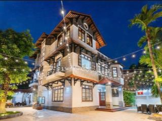 Bán nhanh căn biệt thự 2mt đường khu giang văn minh giáp thảo điền.dt 25x23 570m2 3 tầng chỉ 115ty