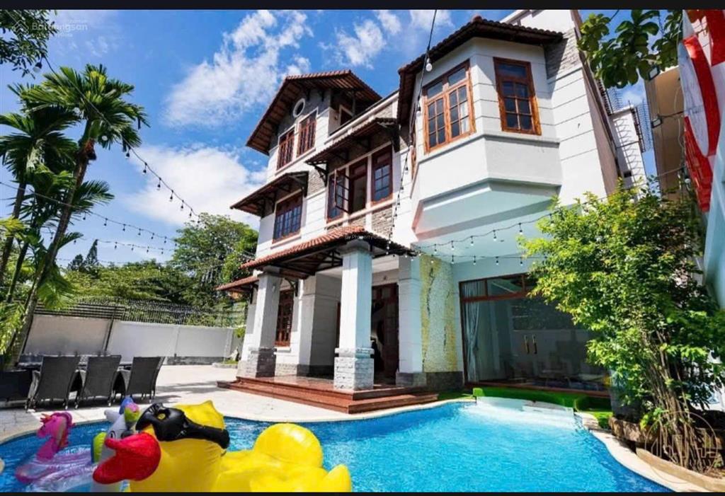 Bán nhanh căn biệt thự 2mt đường khu giang văn minh giáp thảo điền.dt 25x23 570m2 3 tầng chỉ 115ty