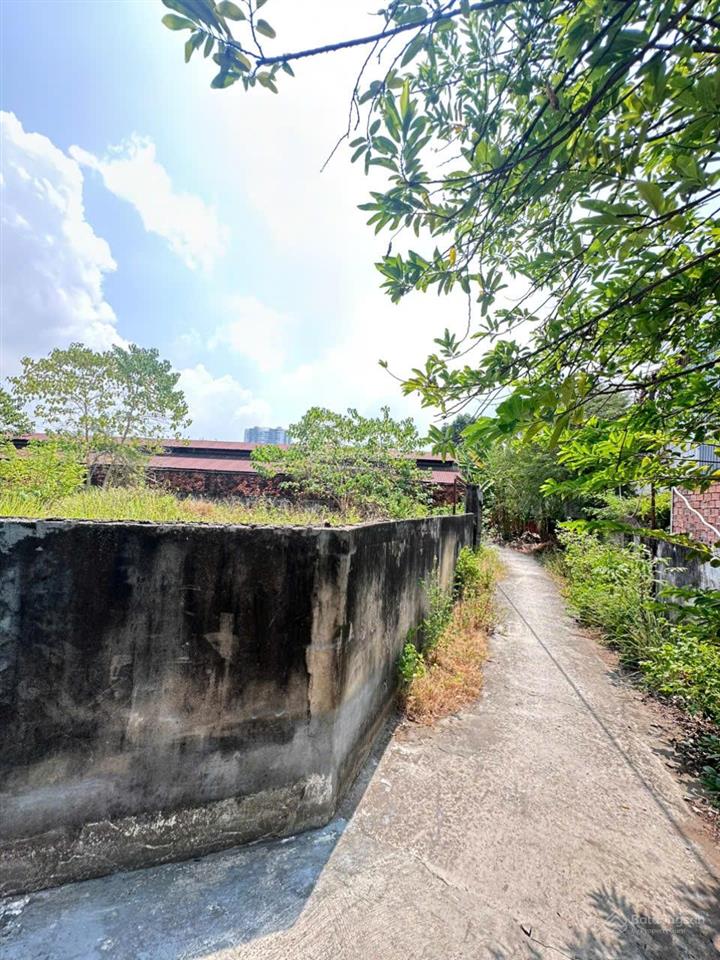 Bán lô đất 2255m2 mặt sông ngay cầu rạch đỉa,đường lê văn lươngnhà bè. gía 90 tỷ