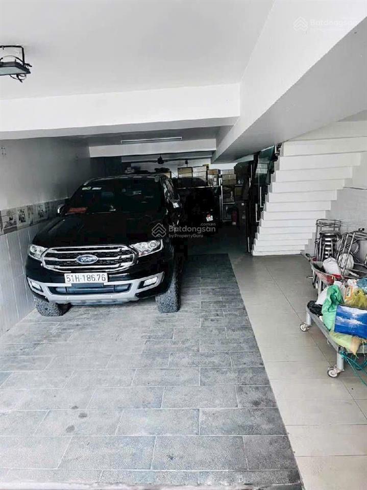 Bán nhà ngay góc đường số 11a vành đai tây  lương định của, quận 2. dt 5x20 hầm 4 tầng chỉ 28 tỷ