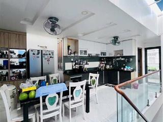 Bán nhà ngay góc đường số 11a vành đai tây  lương định của, quận 2. dt 5x20 hầm 4 tầng chỉ 28 tỷ