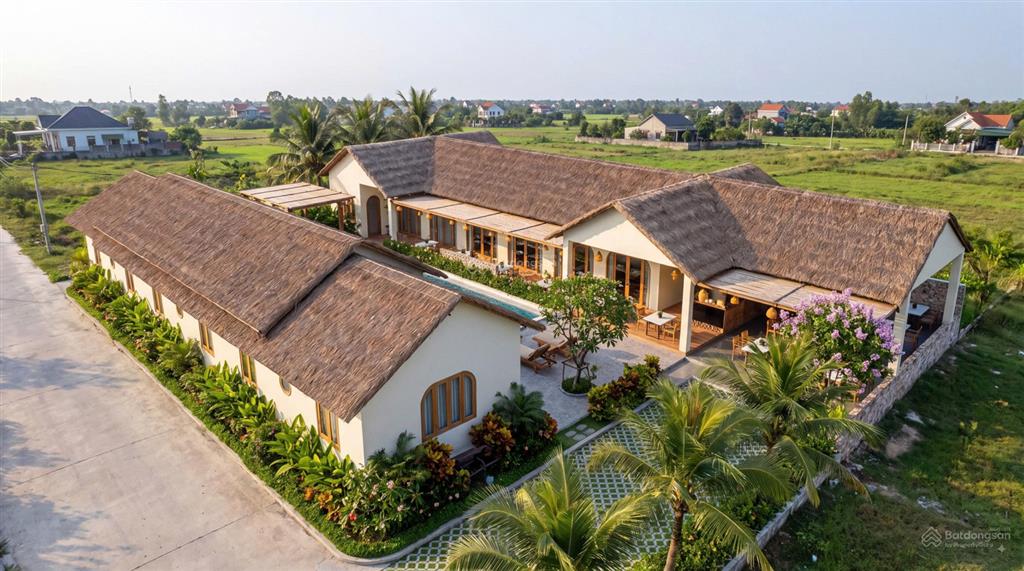 Bán siêu phẩm lô đất qh 3 mặt tiền 1/500 an toàn cạnh resort mini!