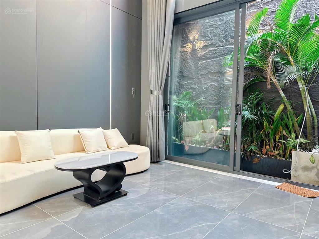 Nhà mới xây đường số 17a dt 4x13 ( 1 trệt 1 lửng 3 lầu giá 7tỷ400 tl chính chủ