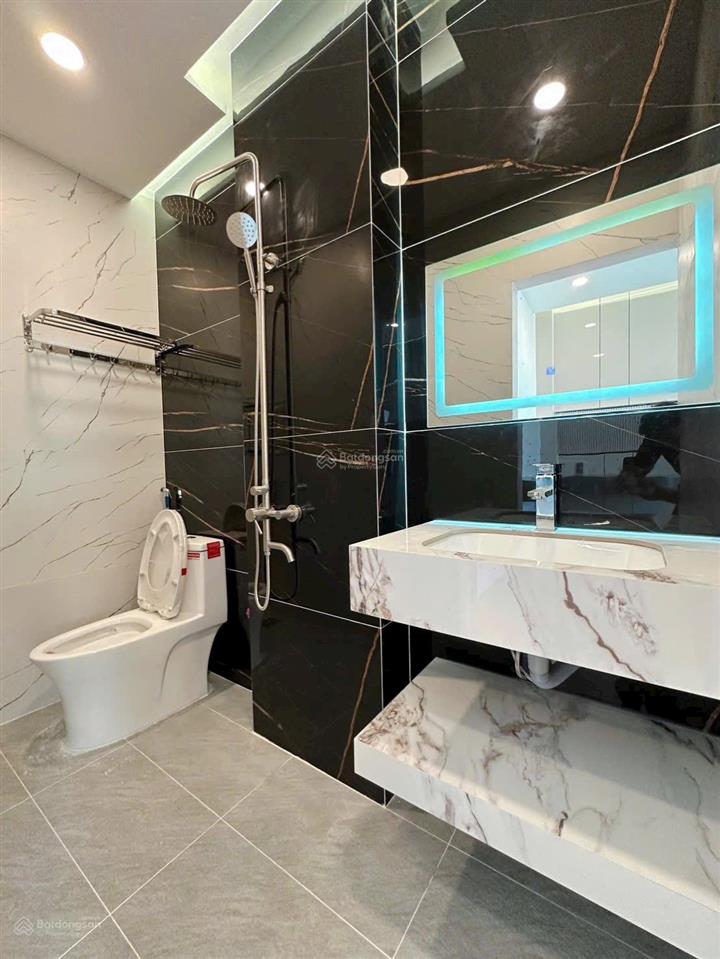 Nhà mới xây đường số 17a dt 4x13 ( 1 trệt 1 lửng 3 lầu giá 7tỷ400 tl chính chủ