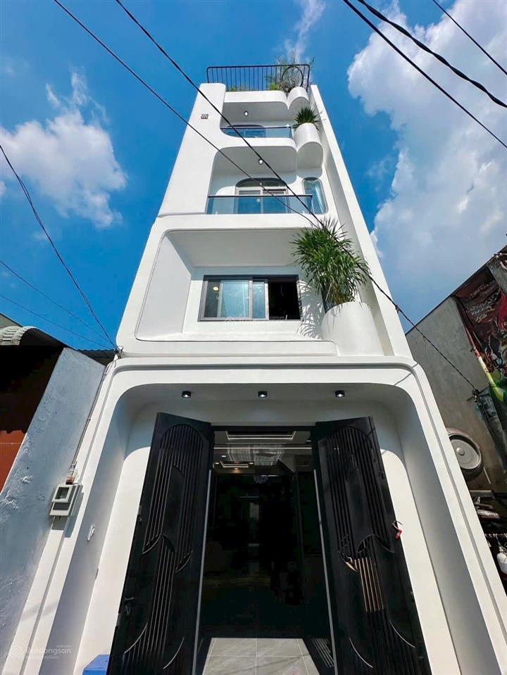 Nhà mới xây đường số 17a dt 4x13 ( 1 trệt 1 lửng 3 lầu giá 7tỷ400 tl chính chủ