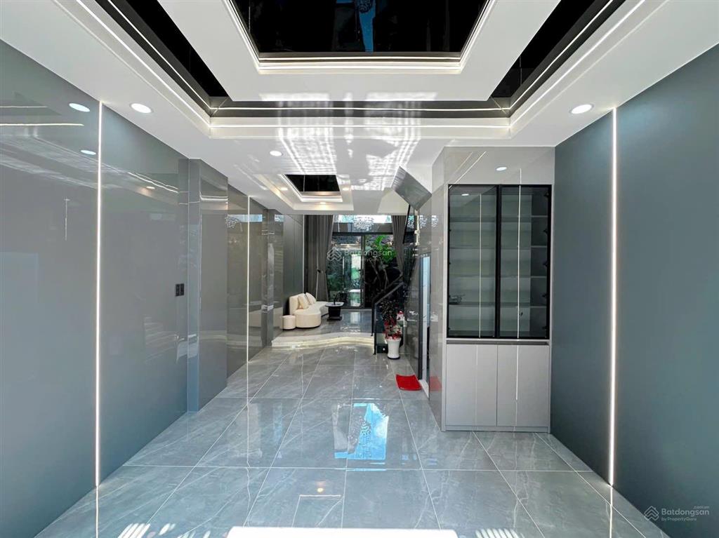 Nhà mới xây đường số 17a dt 4x13 ( 1 trệt 1 lửng 3 lầu giá 7tỷ400 tl chính chủ