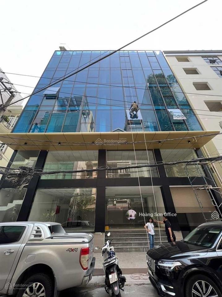 Cho thuê văn phòng đường d5, phường 25, bình thạnh dt sàn 120m2, trống suốt, chính chủ cho thuê