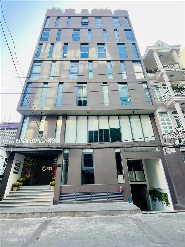 Thuê văn phòng phan xích long, phú nhuận. dt sàn 90m2 sàn view 2 mt, ngăn phòng sẵn