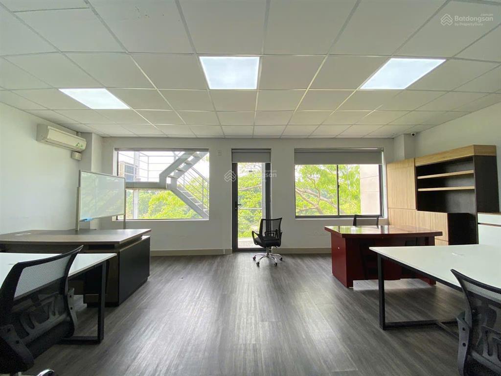 Văn phòng tân bình, cho thuê sàn vp, dt sàn 80m2.  0943 390 *** mr. sơn