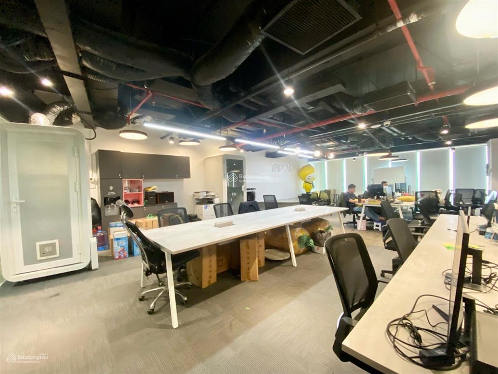 Cho thuê văn phòng quận 1, diện tích 160m2 giá 55 triệu/ tháng. tòa văn phòng đường phó đức chính