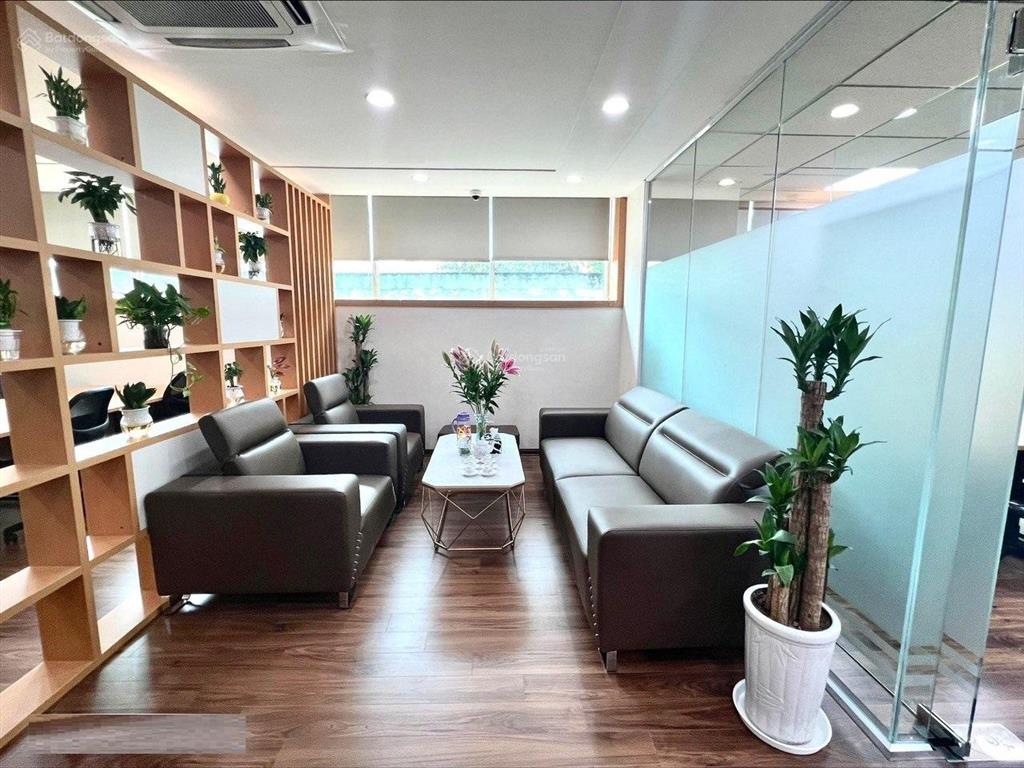Cho thuê văn phòng quận 1, diện tích 350m2 full nội thất. tòa văn phòng nguyễn thị minh khai