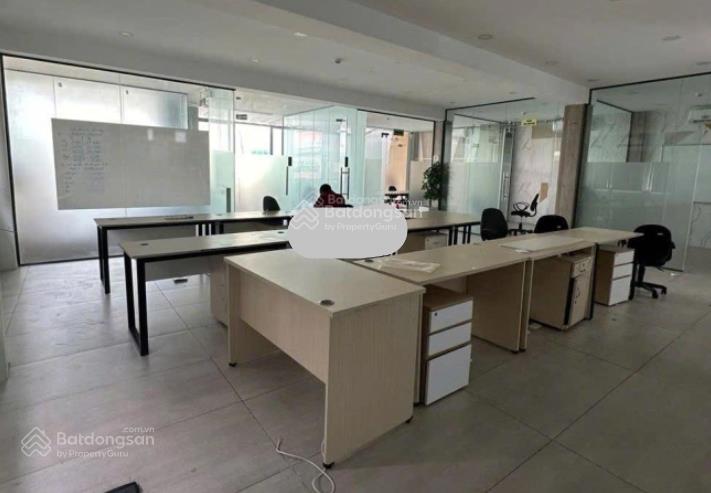 Nhà cho thuê lam sơn, khu sân bay tsn, phường 2, tân bình  dt 15x22m, trệt 3 lầu