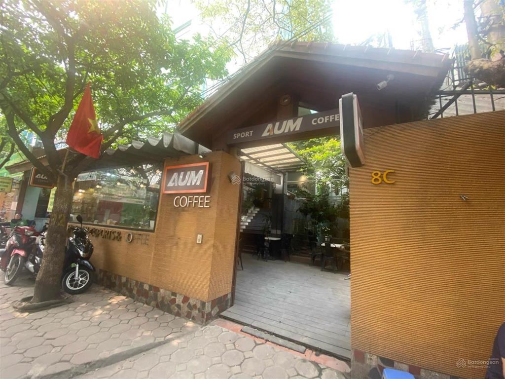 Cho thuê biệt thự ngang 25m, sân vườn thoáng, trệt lầu  đường huỳnh văn bánh, phú nhuận