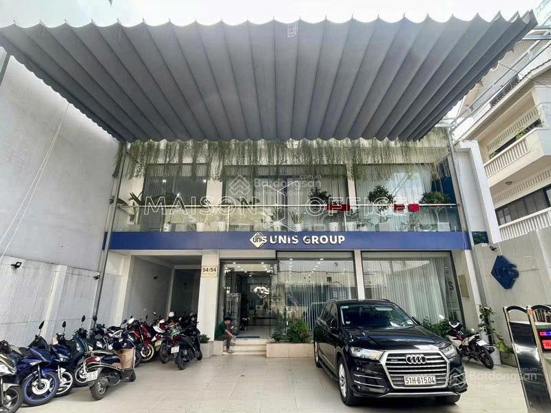 Nhà mới đường trương công định, tân bình. diện tích 10x20m, trệt 3 lầu giá chỉ 40tr/tháng