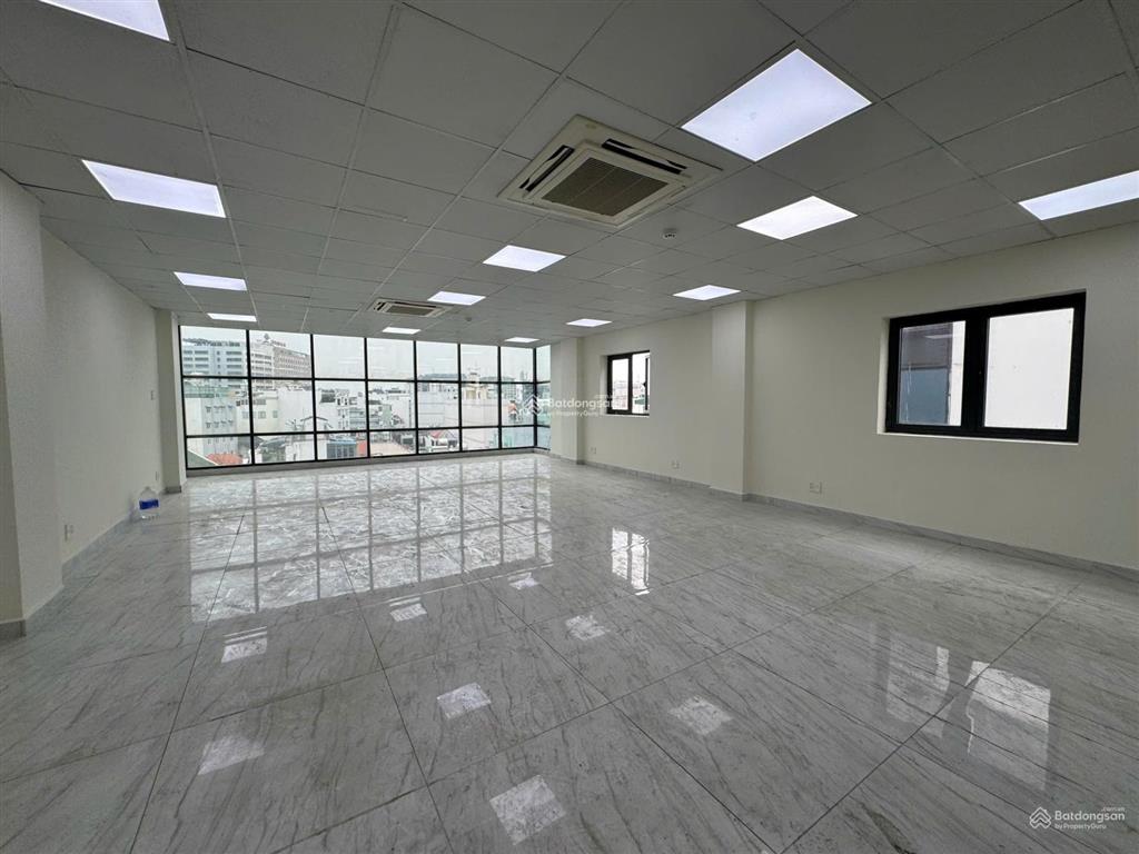 Cho thuê văn phòng trống sẵn 75m2 giá chỉ 15tr/tháng. đường lam sơn, khu sân bay tsn
