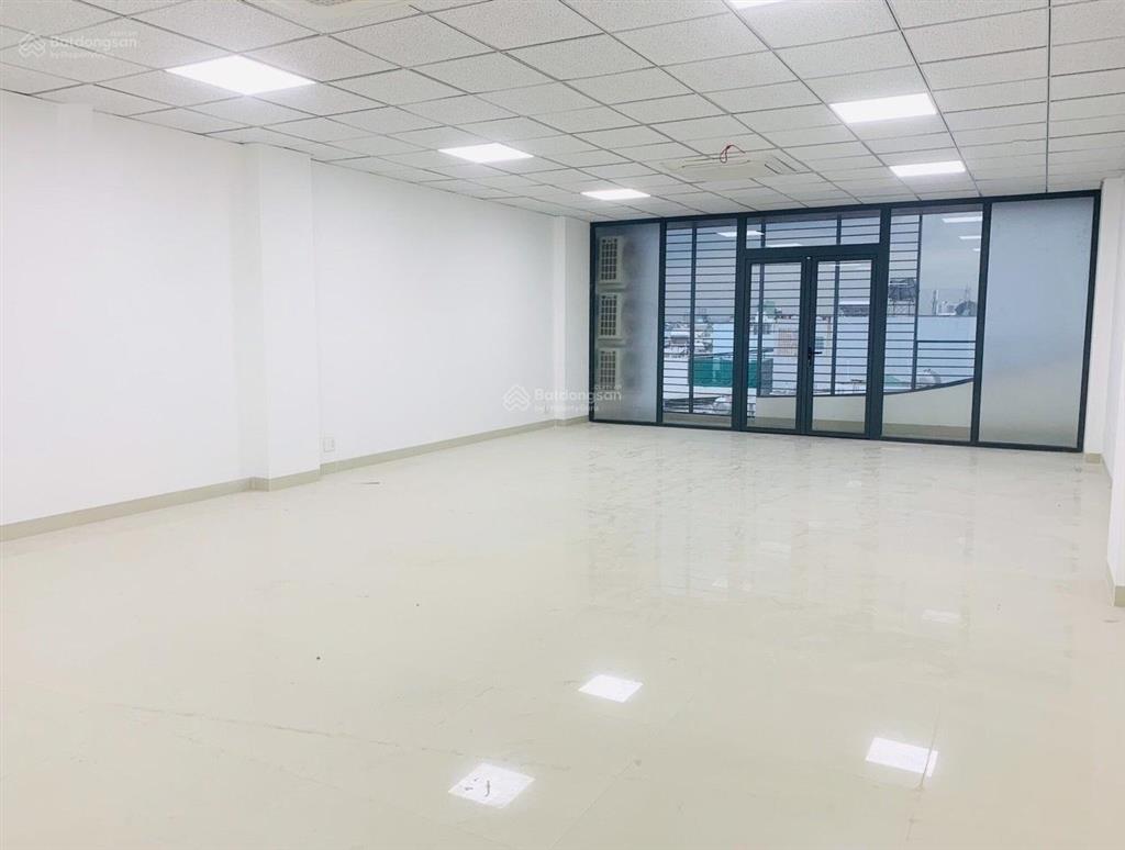 Cho thuê văn phòng trống 70m2 đường nam kỳ khởi nghĩa, quận 3