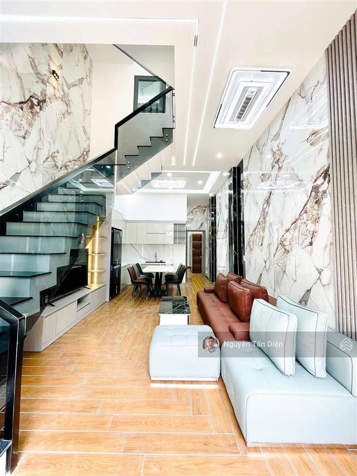 Nhà lầu trệt 3 phòng ngủ kdc phú hồng thịnh 8 chỉ 4 tỷ 1 thương lượng