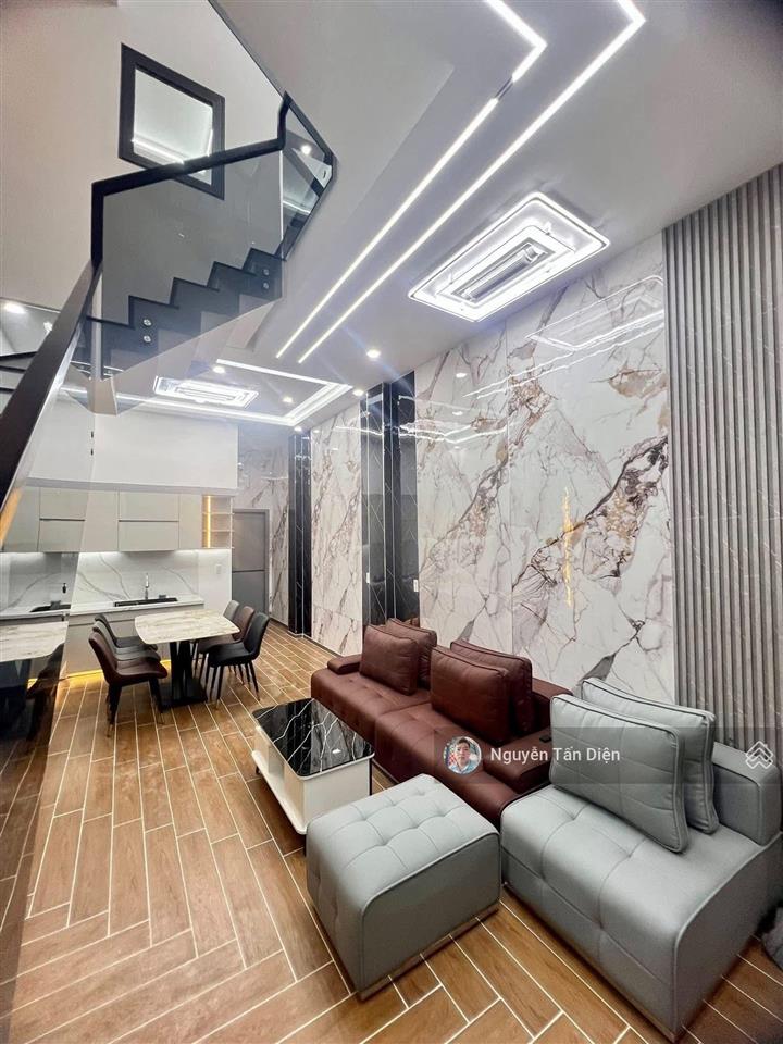 Nhà lầu trệt 3 phòng ngủ kdc phú hồng thịnh 8 chỉ 4 tỷ 1 thương lượng