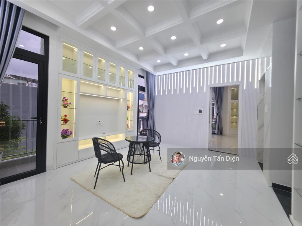 Tòa nhà văn phòng 400m2 sàn kdc phú hồng khang phú hồng đạt