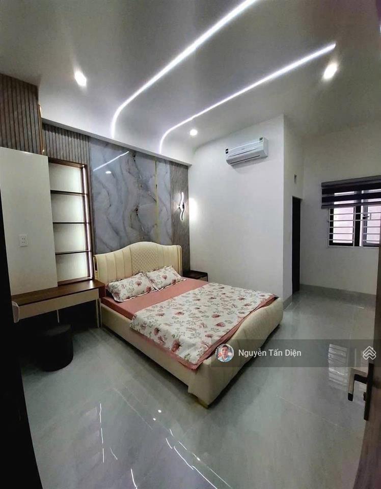 Nhà phố 3 tầng chỉ 4 tỷ 850 sổ hồng hoàn công an phú tp hồ chí minh