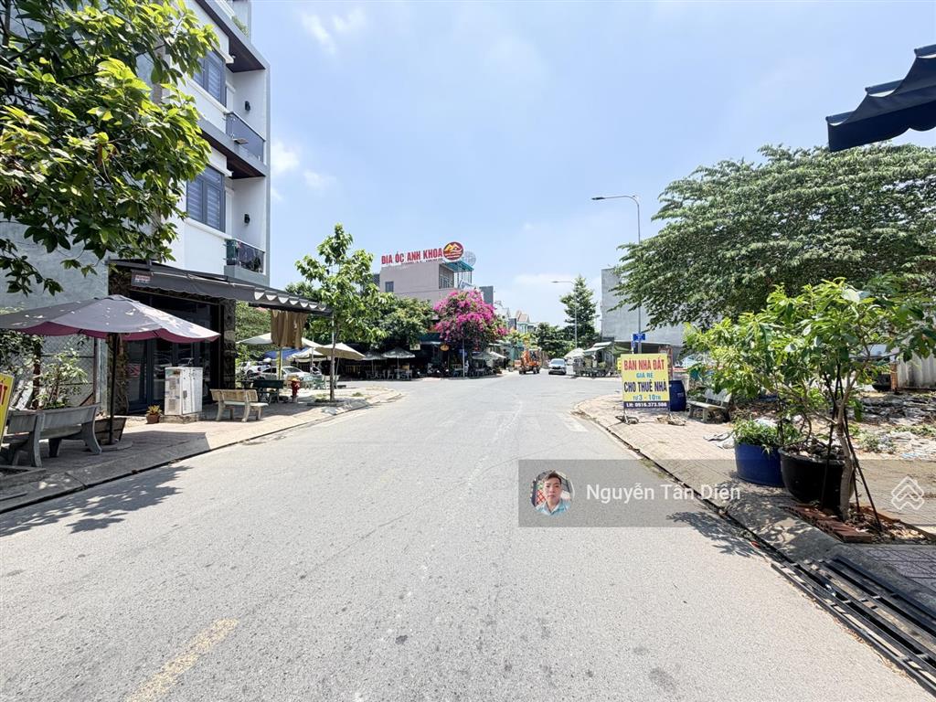 Bán nền đất trục chính kdc phú hồng thịnh 8. giá 3 tỷ 7 bớt lộc may mắn