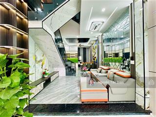 Nhà phố 3 tầng bên hông chợ phú phong chỉ 4 tỷ 7