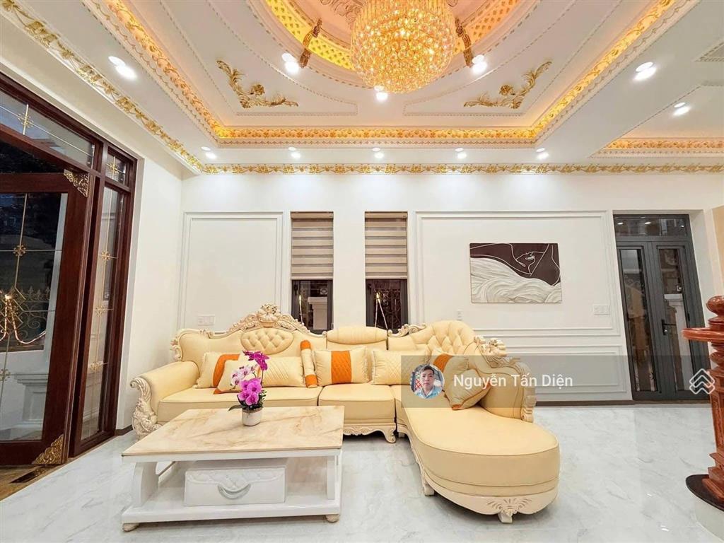 Siêu phẩm tân cổ điển góc 2 mặt tiền chỉ 7 tỷ 7 thương lượng
