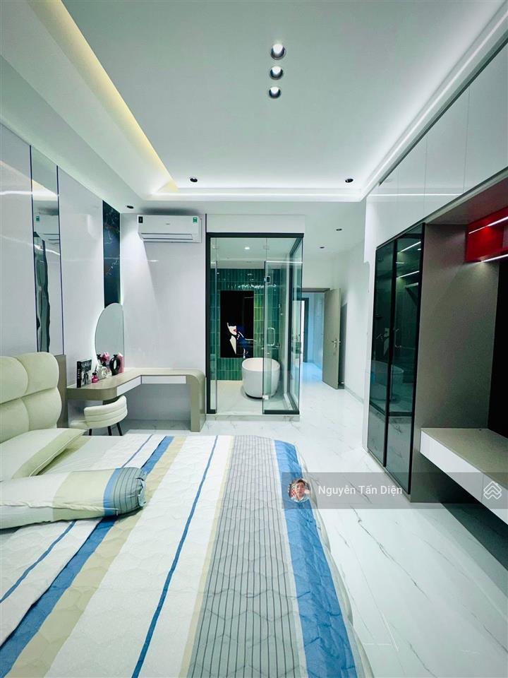 Nhà phố 3 tầng tăng kèm full nội thất xịn xò chỉ 4 tỷ 950 có thương lượng