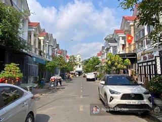 Nhà lầu trệt trong kdc đường 12m thông chỉ 3 tỷ 680 thương lượng