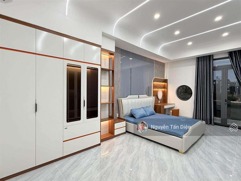 Nhà phố 3 tầng xe hơi ngủ trong nhà chỉ 5 tỷ thương lượng