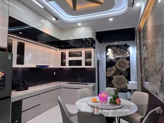 Nhà phố 3 tầng sổ hồng hoàn công