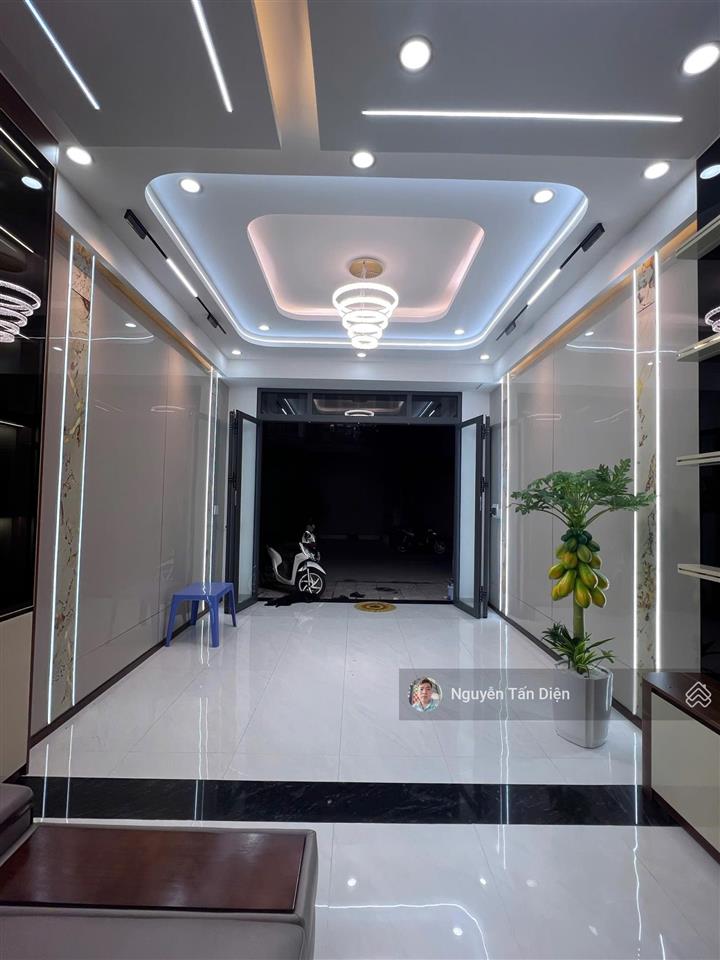 Nhà phố 3 tầng sổ hồng hoàn công