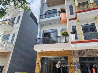 Nhà phố 3 tầng đẹp hết nước chấm năm 2026, 5 tỷ 6 p. an phú, tp hồ chí minh