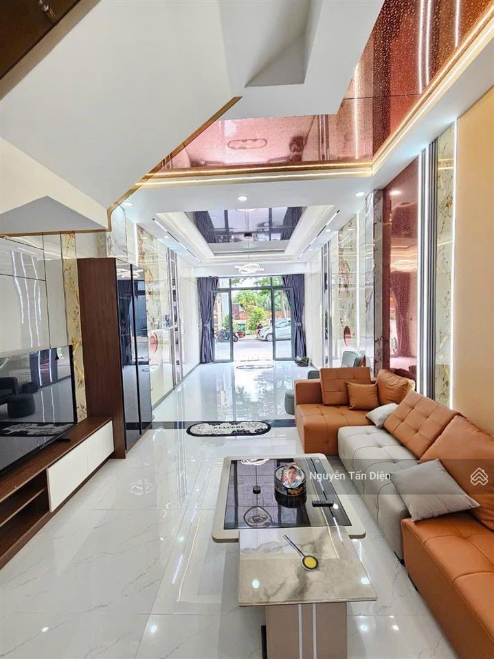 Nhà phố 3 tầng đẹp hết nước chấm năm 2026, 5 tỷ 6 p. an phú, tp hồ chí minh