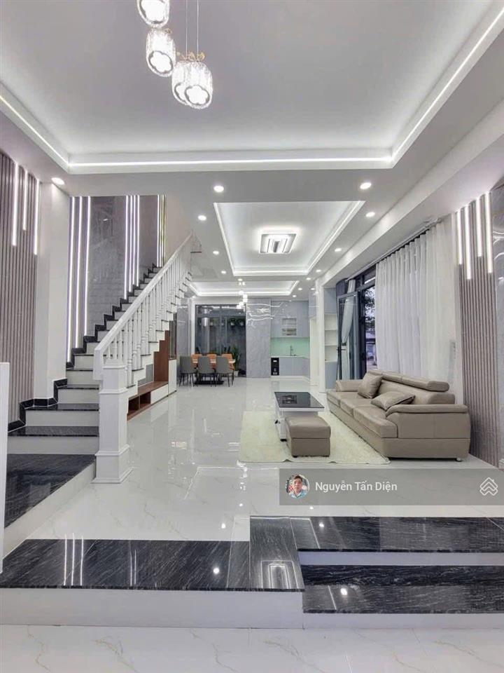Nhà phố 3 tầng 2 mặt tiền vừa ở vừa kinh doanh