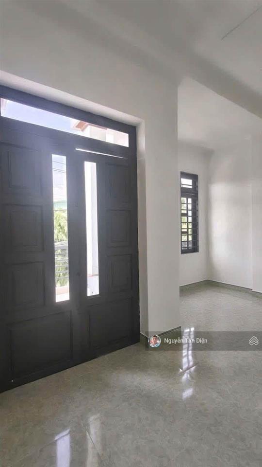 Nhà lầu trệt kế bên chợ phú phong bình chuẩn thuận an bình dương