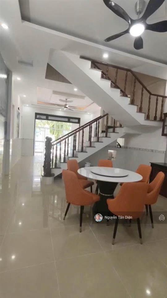 Nhà lầu trệt trong kdc ngang 5 chỉ 3 tỷ 750