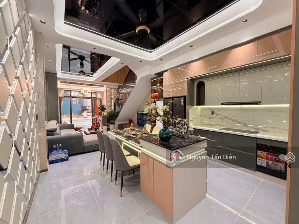 Nhà phố 3 tầng tặng kèm full nội thất cao cấp phường an phú tp hồ chí minh