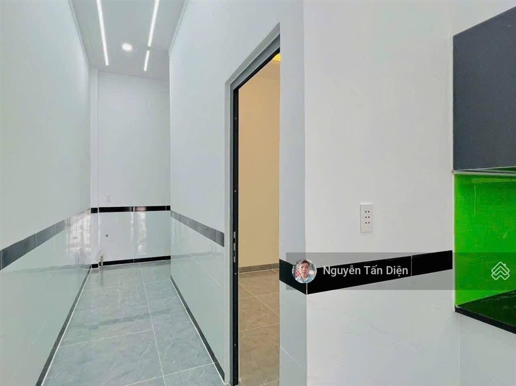 Nhà lầu trệt 100m2 sổ hồng hoàn công chỉ 2 tỷ 880 khánh bình