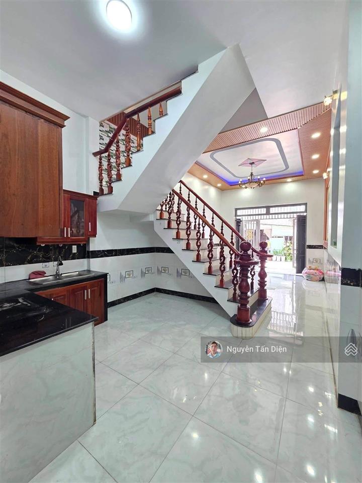 Nhà an phú cặp nách chợ chỉ 2 tỷ 550