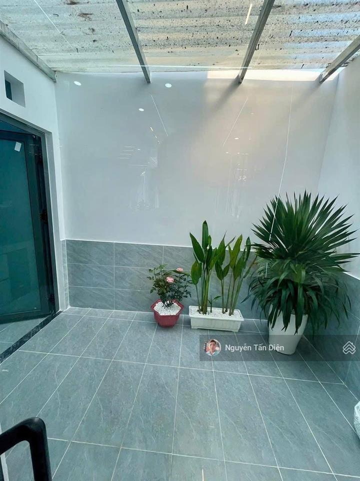 Nhà phố 3 tầng sổ hồng hoàn công 71m2 ngang 4.5 chỉ 4 tỷ 4 thương lượng