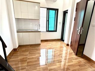 Tôi cần bán gấp căn 6 tầng, thang máy. 10 phòng dòng tiền 30tr/tháng. giá giảm cực sâu còn 8.56 tỷ