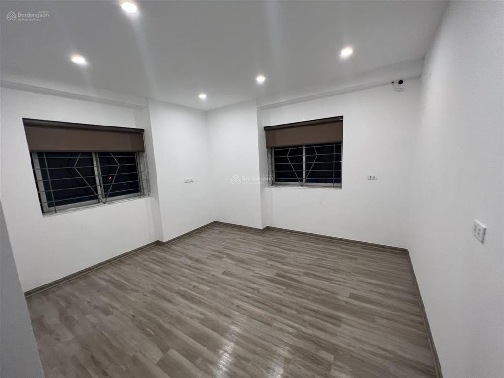 Giá rẻ tại chung cư báo nhâ dân trần hữu dực chỉ 12tr/th 120m² 3pn 2vs full đồ đầy đủ 0968 113 ***