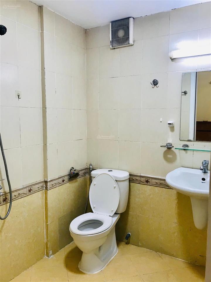 Chủ nhà gửi căn hộ ở sudico ct4 mỹ đình sông đà 135m2 4pn nội thất cơ bản giá 15tr/th 0969 286 ***