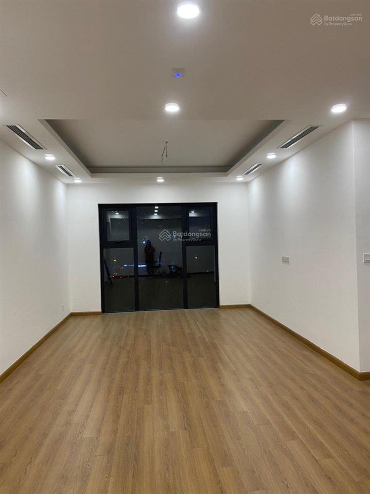 Hot  hà nội paragon cầu giâý cho thuê 2pn, 2wc 90m2 cơ bản,bc đông nam chỉ 14,5tr/th 0916 459 ***