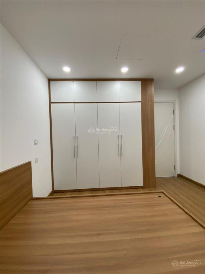 Hot  hà nội paragon cầu giâý cho thuê 2pn, 2wc 90m2 cơ bản,bc đông nam chỉ 14,5tr/th 0916 459 ***