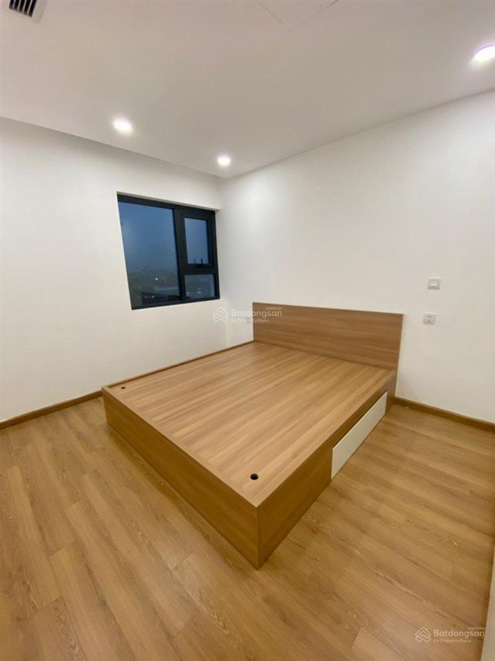 Hot  hà nội paragon cầu giâý cho thuê 2pn, 2wc 90m2 cơ bản,bc đông nam chỉ 14,5tr/th 0916 459 ***
