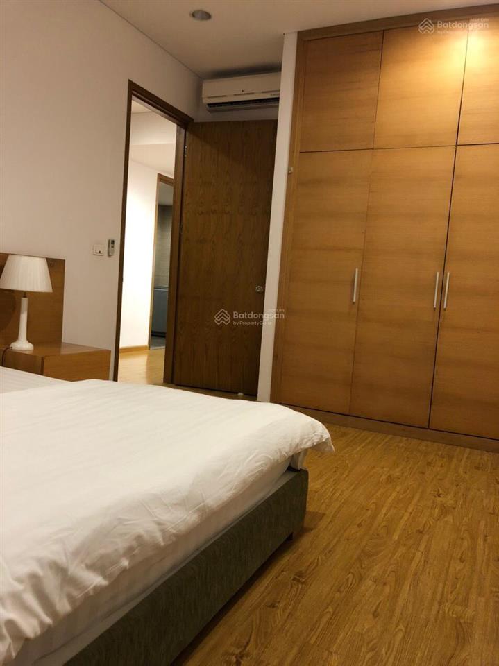 Giá cực tốt dolphin  trần bình 156m2 2+1ngủ full nội thất đẹp chỉ 17tr/th có slot otô 0968 113 ***